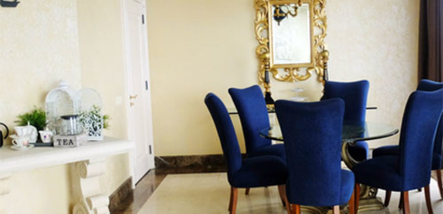 Four Seasons Apartment