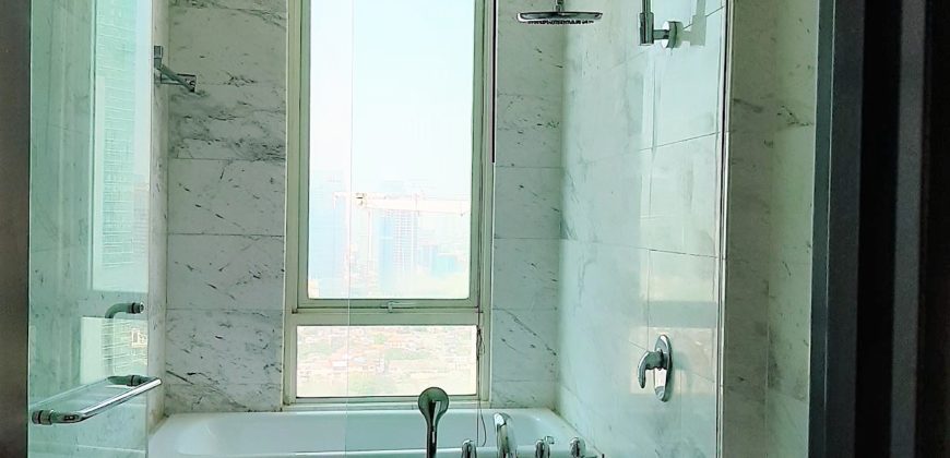 The PEAK Apartment