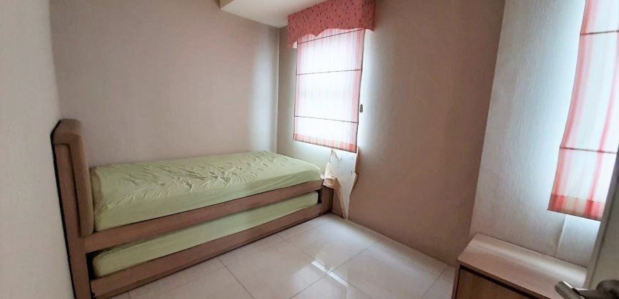 Seasons City Apartment