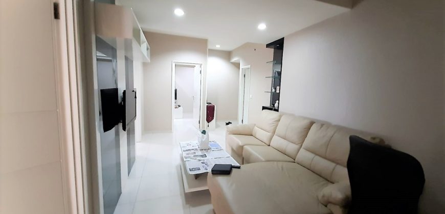 Seasons City Apartment