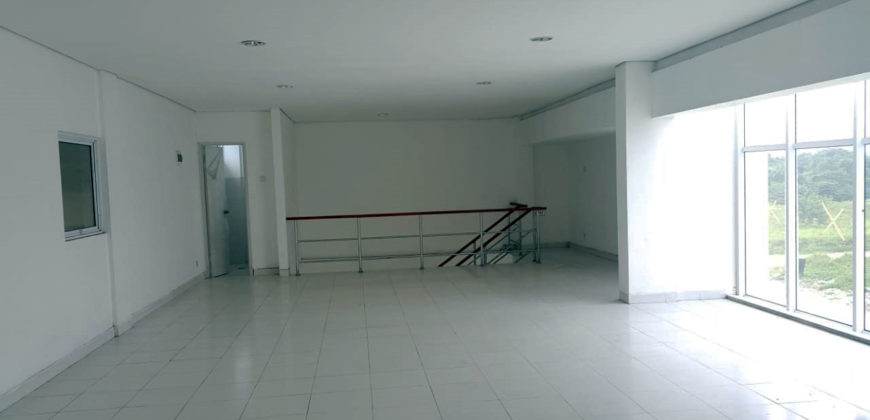 AEROPOLIS Warehouse